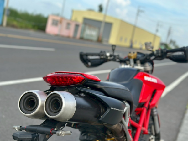 DUCATI HYPERMOTA1100