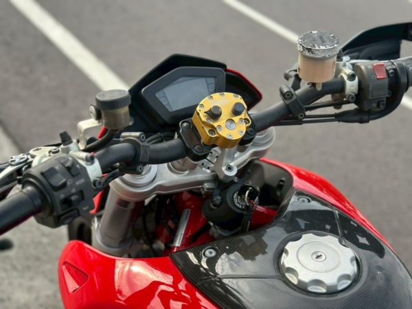 DUCATI HYPERMOTA1100