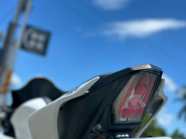 YAMAHA R15v3倒叉 YAMAHA R15v3倒叉