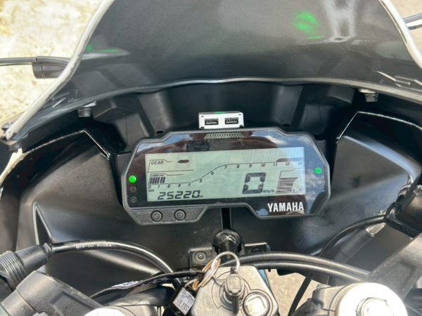 YAMAHA R15v3倒叉 YAMAHA R15v3倒叉