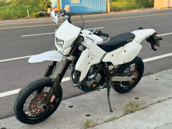 SUZUKI DRZ400 SUZUKI DRZ400