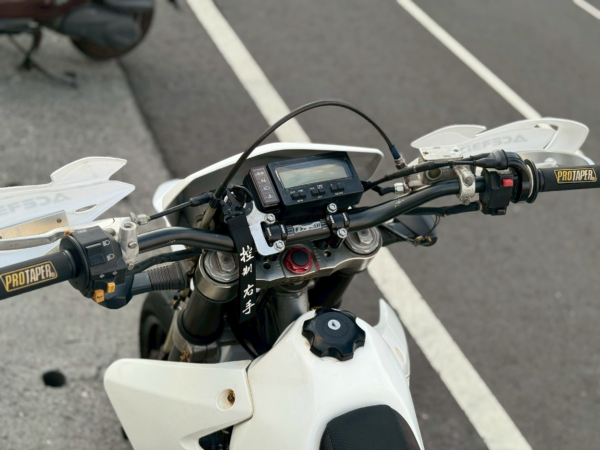 SUZUKI DRZ400 SUZUKI DRZ400